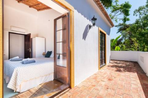 Quinta com Moradia T7+1 com Piscina, Vista Mar, Picadeiro e espaços independentes em Santo Estêvão