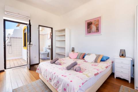 Quinta com Moradia T7+1 com Piscina, Vista Mar, Picadeiro e espaços independentes em Santo Estêvão