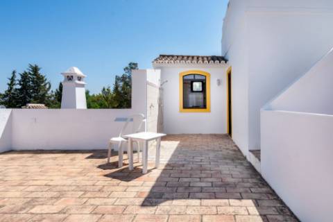 Quinta com Moradia T7+1 com Piscina, Vista Mar, Picadeiro e espaços independentes em Santo Estêvão