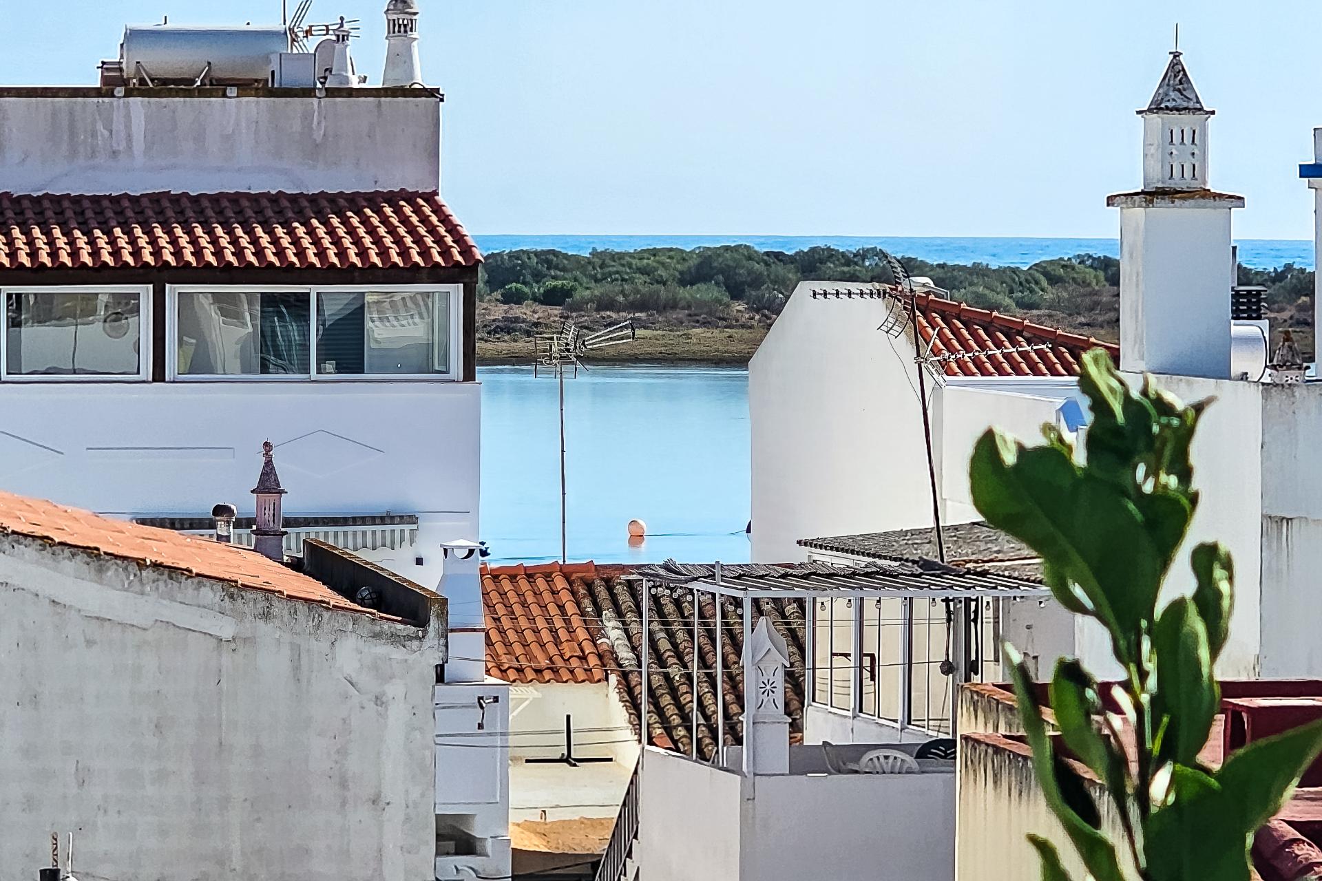 Moradia Nova T3+1 em Cabanas de Tavira: oportunidade de rentabilidade