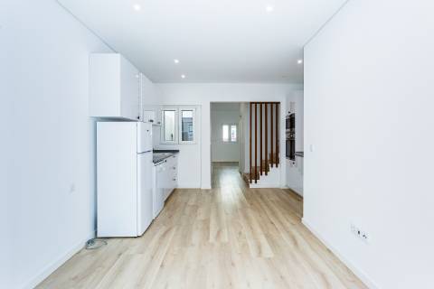 Moradia Nova T3+1 em Cabanas de Tavira: oportunidade de rentabilidade