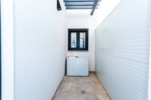 Moradia Nova T3+1 em Cabanas de Tavira: oportunidade de rentabilidade