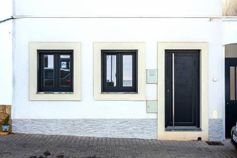 Moradia Nova T3+1 em Cabanas de Tavira: oportunidade de rentabilidade