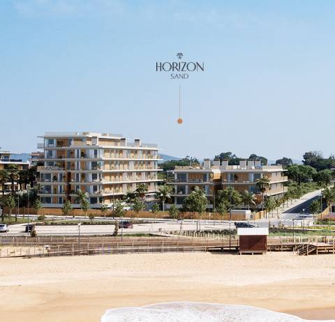 Apartamento T3, com Vista Mar, Piscina e Garagem em Quarteira