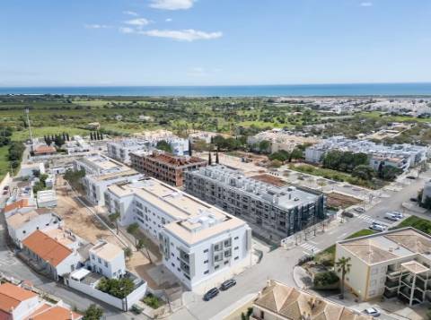Novo Apartamento T2 com Piscina e Garagem em Conceição de Tavira