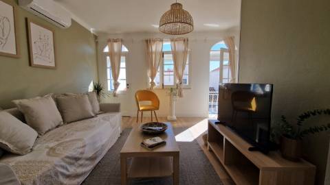 Apartamento T2 com vista mar