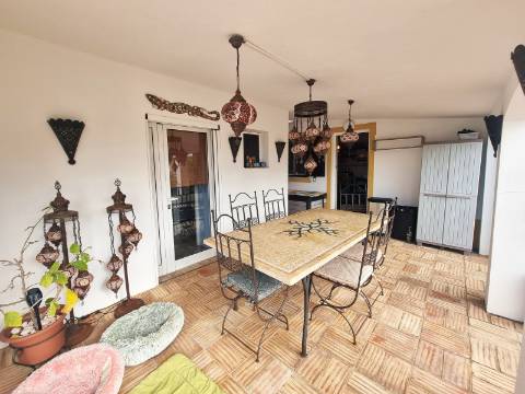 Moradia térrea T3 com vista mar golfe, natureza, privacidade e praia a 10 minutos em Altura, Castro Marim