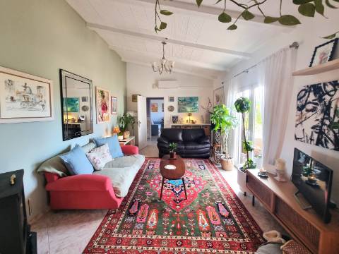 Moradia térrea T3 com vista mar golfe, natureza, privacidade e praia a 10 minutos em Altura, Castro Marim