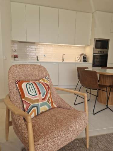 Apartamento T2 mobilado com garagem e piscina em Cabanas de Tavira