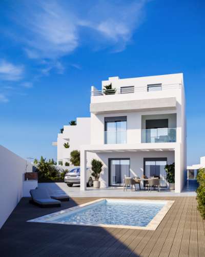 Moradia T3 +2 ,a 400 metros da Praia da Lota com Piscina, Jardim e Garagem