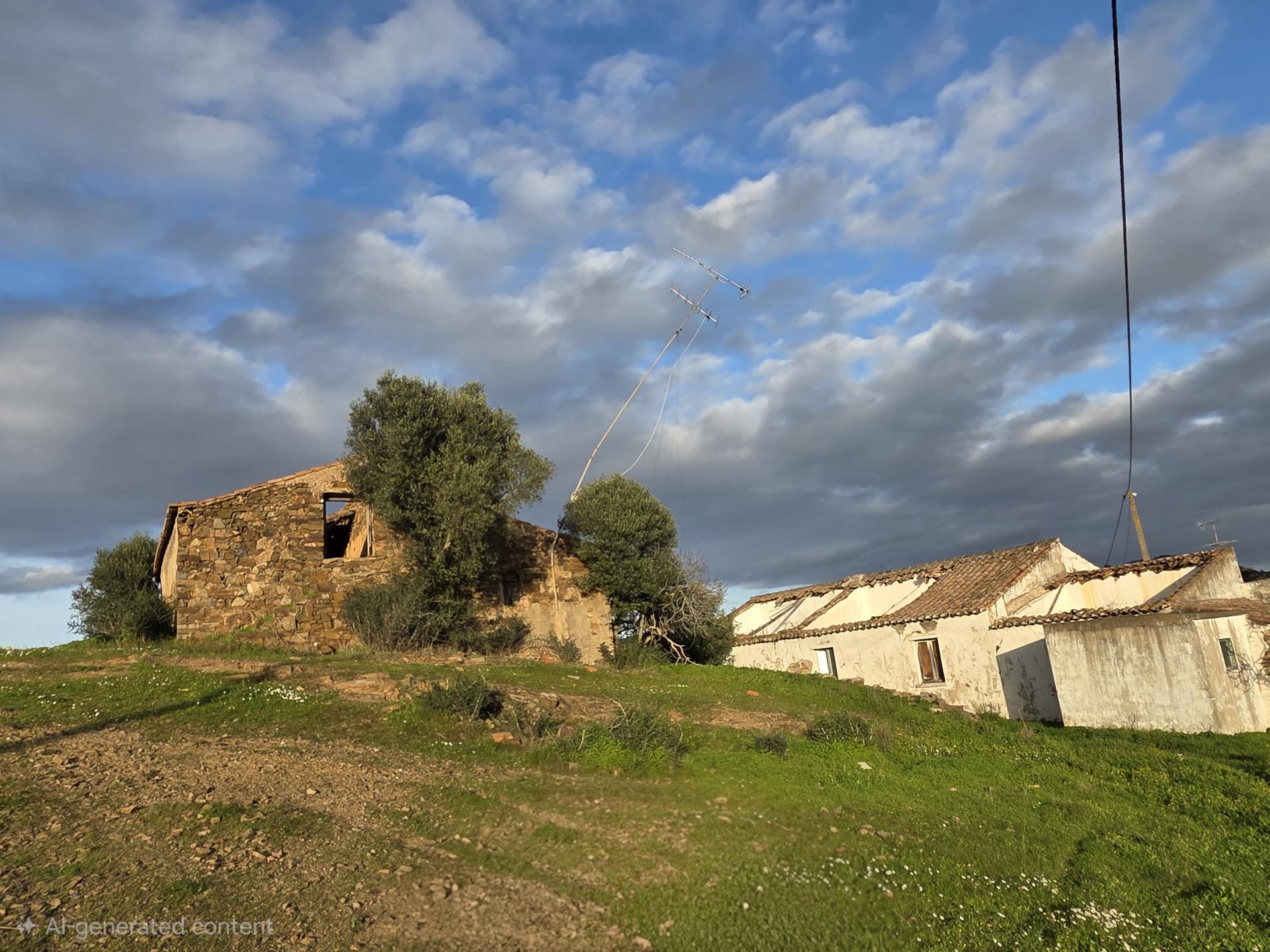Quinta para Recuperar perto da Barragem de Beliche