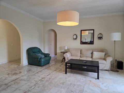 Moradia T5 com Vista Mar e Piscina - na zona da Ria Formosa