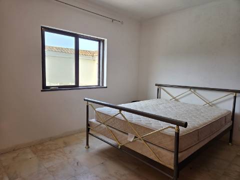 Moradia T5 com Vista Mar e Piscina - na zona da Ria Formosa