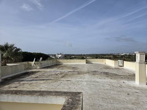 Moradia T5 com Vista Mar e Piscina - na zona da Ria Formosa