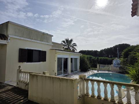 Moradia T5 com Vista Mar e Piscina - na zona da Ria Formosa