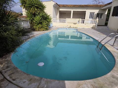 Moradia T5 com Vista Mar e Piscina - na zona da Ria Formosa