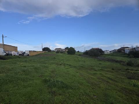 Terreno com Projeto Aprovado e Vistas Golfe e Mar