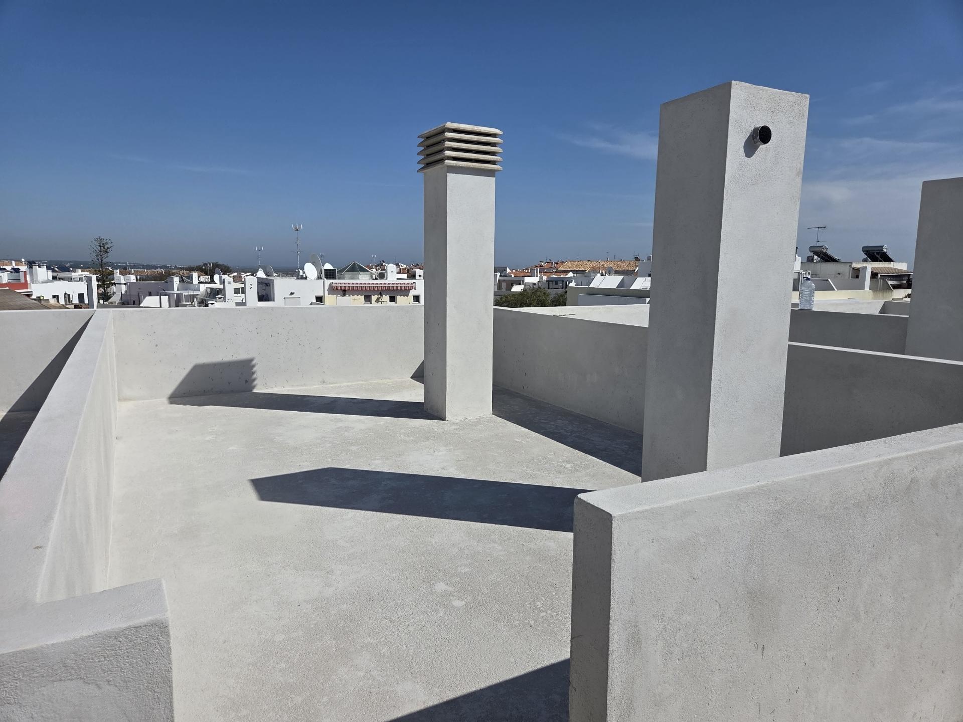 Apartamento T3 com Terraço em fase de construção perto do centro de Tavira