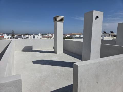 Apartamento T3 com Terraço em fase de construção perto do centro de Tavira
