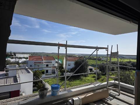 Penthouse com 4 quartos, piscina e terraço privado em Tavira