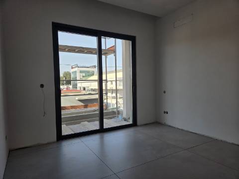 Apartamento T2 de luxo em Tavira com varanda, em fase de construção