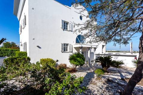 Moradia Exclusiva T4 com Vista Mar e Cidade em Tavira