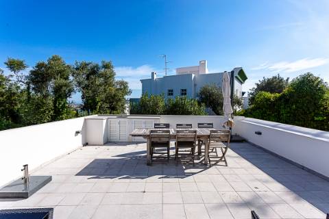 Moradia Exclusiva T4 com Vista Mar e Cidade em Tavira