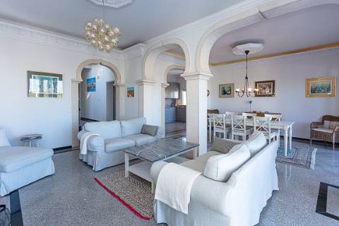 Moradia Exclusiva T4 com Vista Mar e Cidade em Tavira