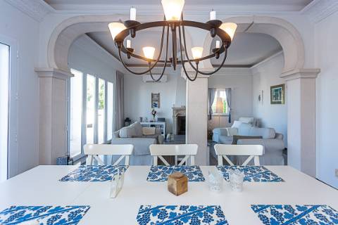 Moradia Exclusiva T4 com Vista Mar e Cidade em Tavira