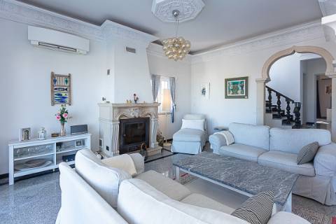 Moradia Exclusiva T4 com Vista Mar e Cidade em Tavira