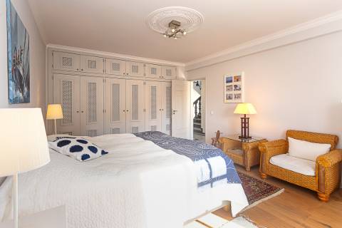 Moradia Exclusiva T4 com Vista Mar e Cidade em Tavira