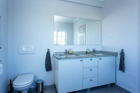 Moradia Exclusiva T4 com Vista Mar e Cidade em Tavira