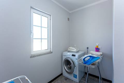 Moradia Exclusiva T4 com Vista Mar e Cidade em Tavira