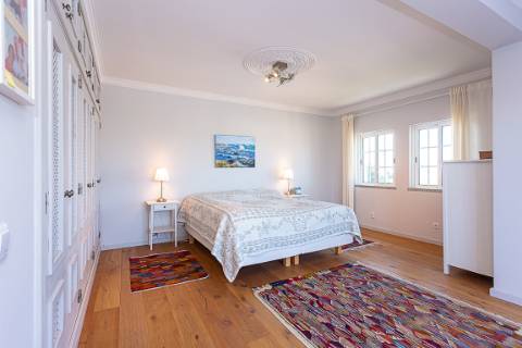 Moradia Exclusiva T4 com Vista Mar e Cidade em Tavira