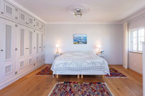 Moradia Exclusiva T4 com Vista Mar e Cidade em Tavira