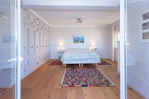 Moradia Exclusiva T4 com Vista Mar e Cidade em Tavira