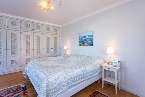 Moradia Exclusiva T4 com Vista Mar e Cidade em Tavira