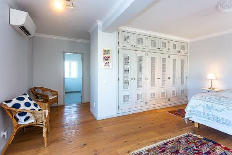 Moradia Exclusiva T4 com Vista Mar e Cidade em Tavira