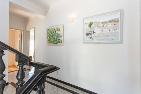 Moradia Exclusiva T4 com Vista Mar e Cidade em Tavira