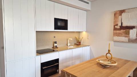 Apartamento T2 de luxo, no centro de Tavira com piscina e garagem privada