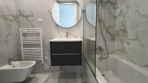 Apartamento T2 em condomínio com piscina e garagem em Cabanas de Tavira