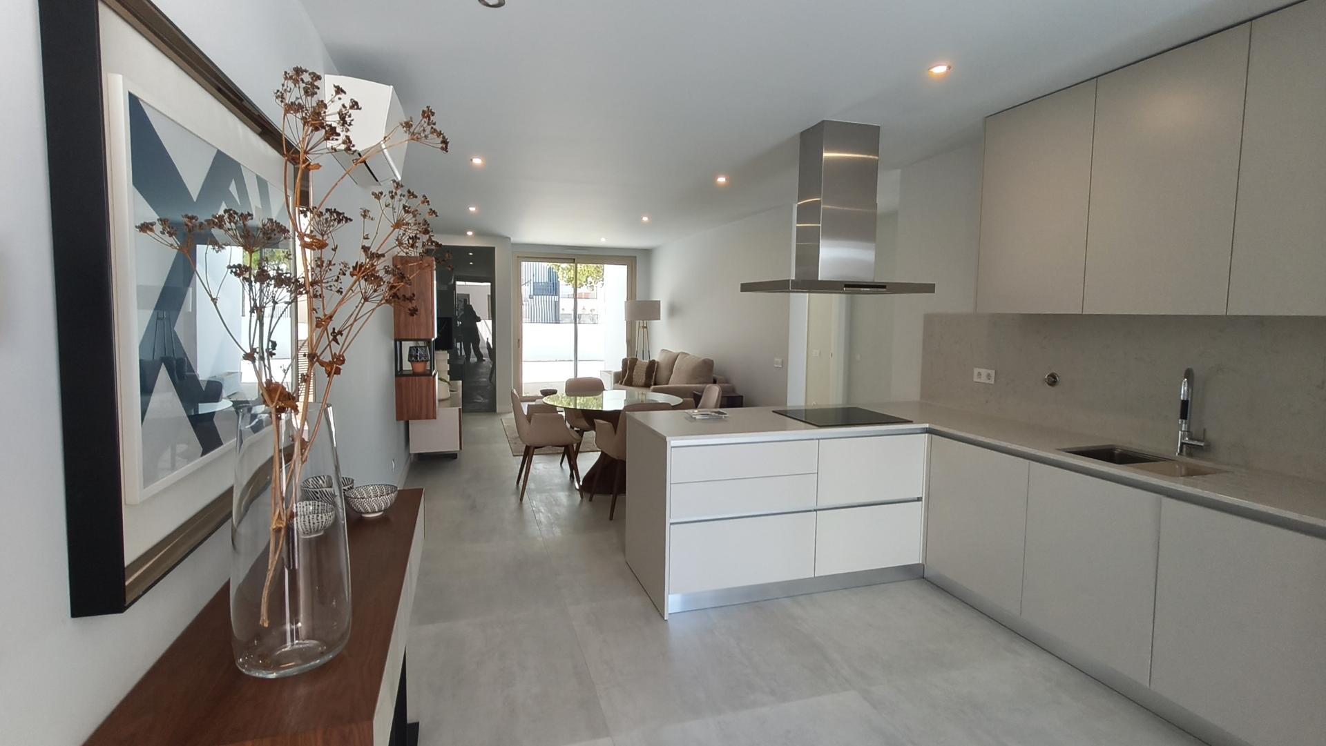 Apartamento T2 em ultimo andar com piscina e garagem em Cabanas de Tavira