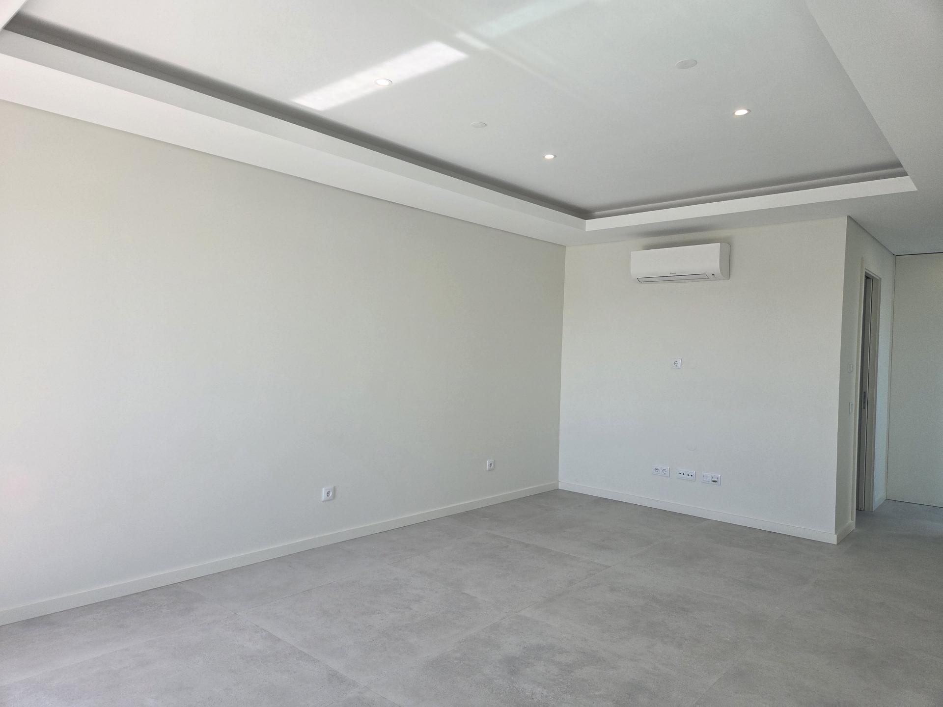 Apartamento com duas varandas para venda em Cabanas de Tavira