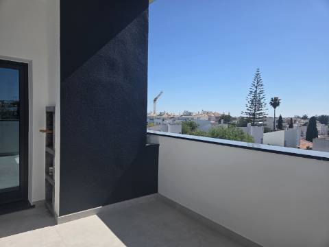 Apartamento com duas varandas para venda em Cabanas de Tavira