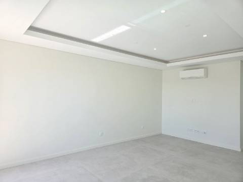 Apartamento com duas varandas para venda em Cabanas de Tavira