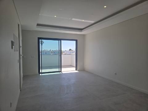 Apartamento com duas varandas para venda em Cabanas de Tavira