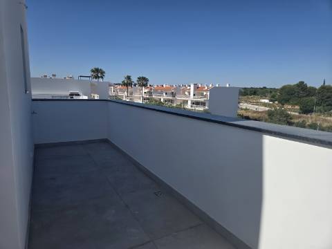 Apartamento com duas varandas para venda em Cabanas de Tavira