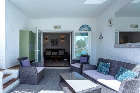 Moradia T2 com jardim e terraço em Cabanas de Tavira