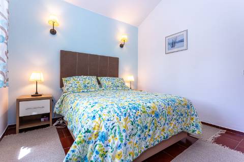 Moradia T2 com jardim e terraço em Cabanas de Tavira