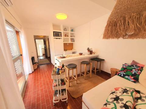 Apartamento T1+1, com terraço, em Cabanas de Tavira perto da Ria Formosa